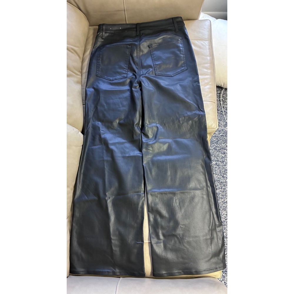 Chicos Faux Leather Wide Leg Pants Black Size 2R US 12R Matte Coated 5-Pocket - Picture 4 of 6